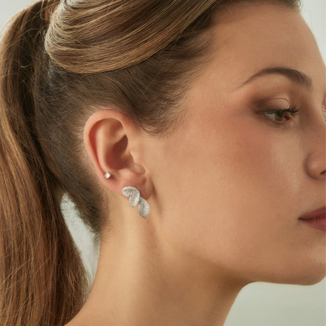 ASYMMETRISCHE OORRINGEN HANA