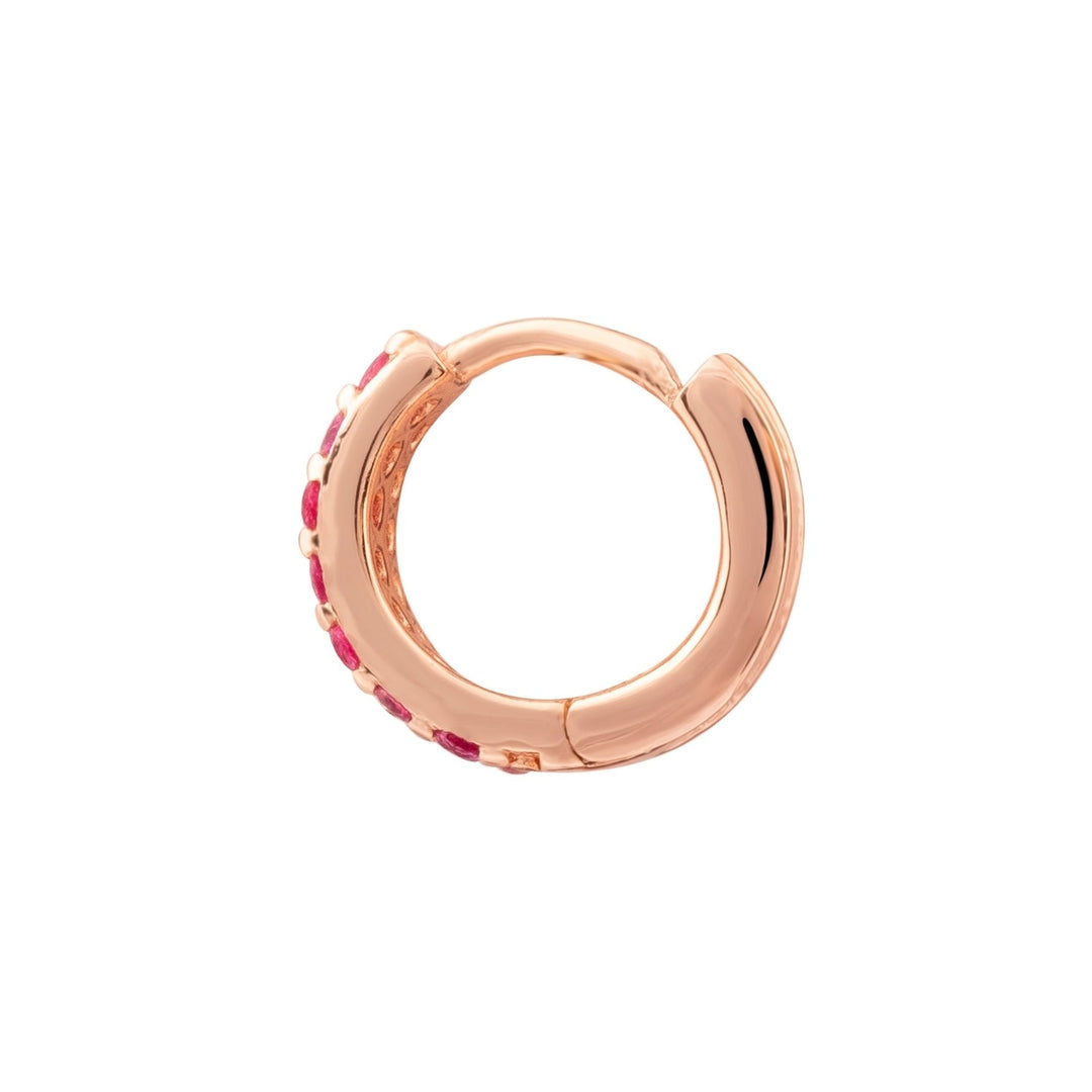 JEANINNE ROSEGOUD CORUNDUM RING PIERCING OORBEL