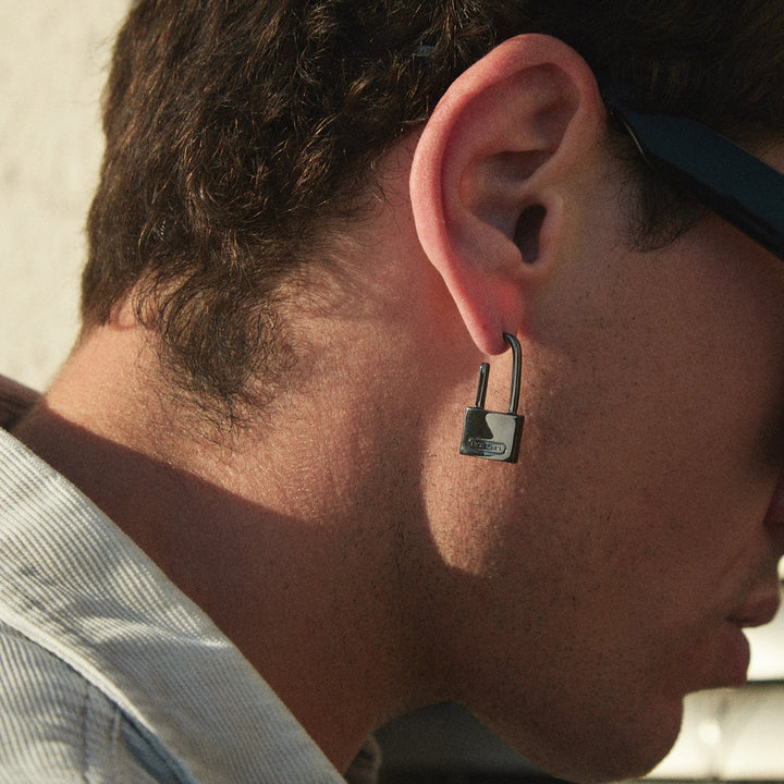 PIERCING OORBEL TALOS