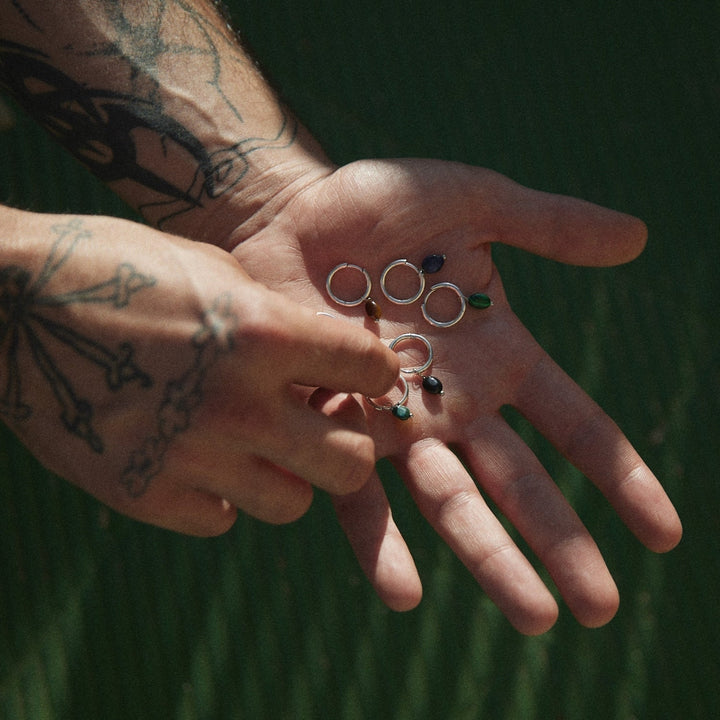 BAROQUE BLACK HOOP PIERCING EARRING