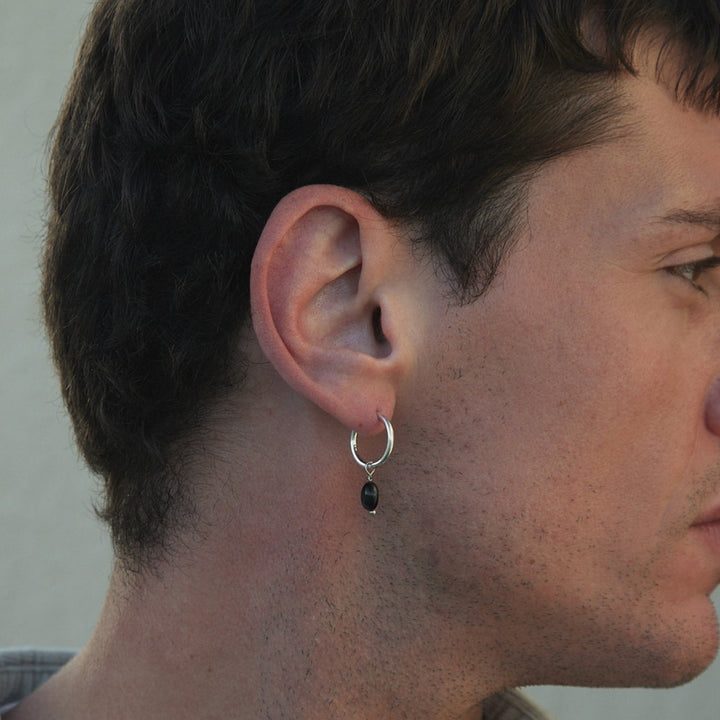BAROQUE BLACK HOOP PIERCING EARRING