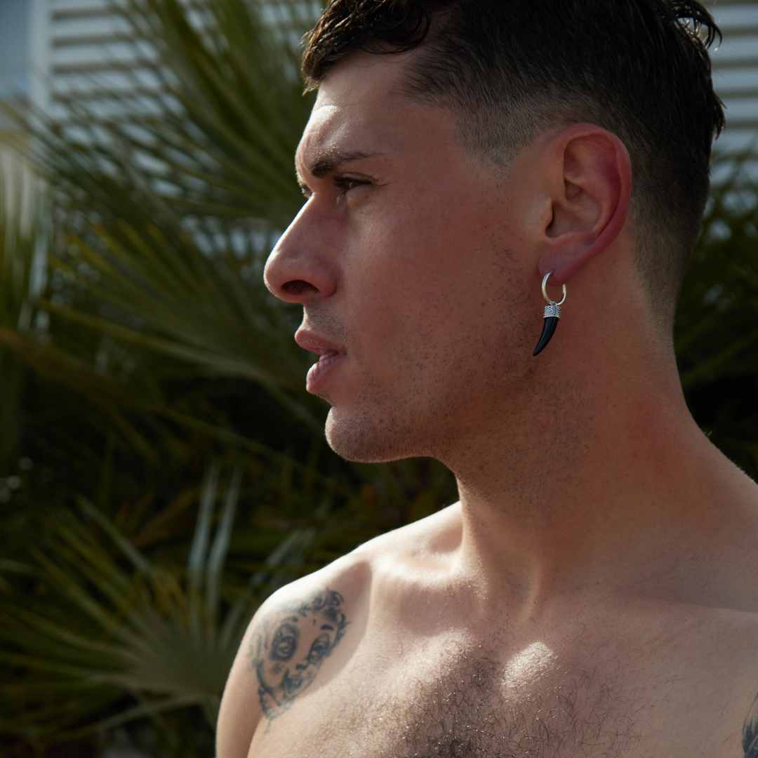 PIERCING OORBEL RING BLACK TUSK
